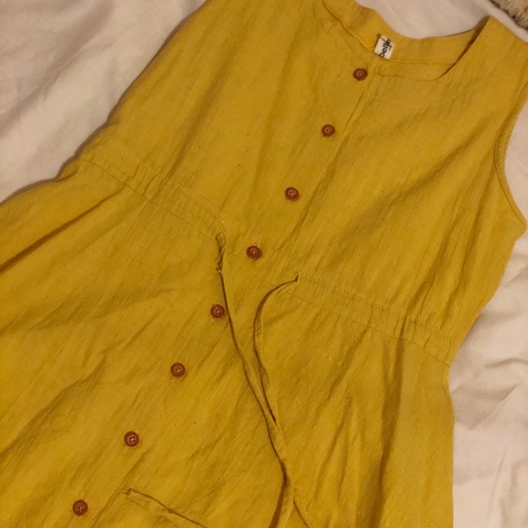 Simple,plain yellow dress! Worn only once - Picture 2 of 4